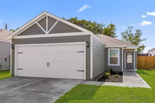 6423 Autumn Equinox Dr, Houston, TX 77048 - Photo 1