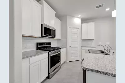 18738 Timber Glen Drive, Montgomery, TX 77316 - Photo 3