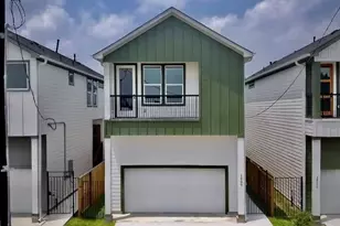1509 E 31st St, Houston, TX 77022 - Photo 1