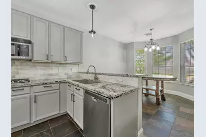 2503 Sarasota Drive, Friendswood, TX 77546 - Photo 11