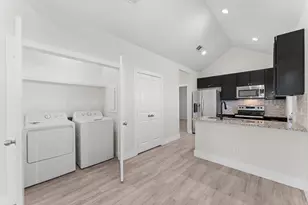 846 Omeara, Montgomery, TX 77316 - Photo 3