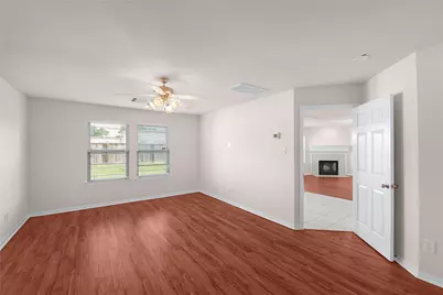 10226 Canyon Rose Lane, Houston, TX 77070 - Photo 17