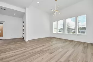 9309 Caddo St, Houston, TX 77078 - Photo 11