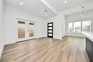 9309 Caddo St, Houston, TX 77078 - Photo 9