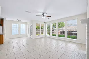 2411 Charter Oaks Ct, Pearland, TX 77584 - Photo 5