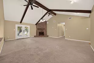 8 Riverwood Ln, Hempstead, TX 77445 - Photo 9