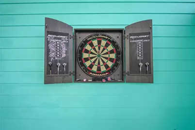 861 Wommack, Crystal Beach, TX 77650 - Photo 11