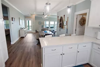 861 Wommack, Crystal Beach, TX 77650 - Photo 29