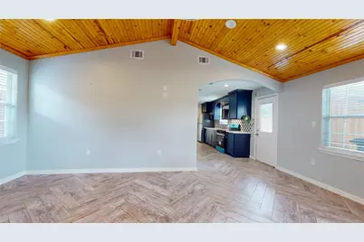 8201 Tareyton Lane, Houston, TX 77075 - Photo 7
