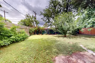 8201 Tareyton Ln, Houston, TX 77075 - Photo 31
