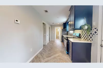 8201 Tareyton Lane, Houston, TX 77075 - Photo 11