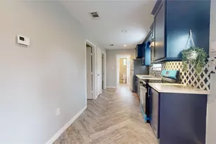 8201 Tareyton Ln, Houston, TX 77075 - Photo 11