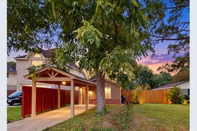 8201 Tareyton Lane, Houston, TX 77075 - Photo 1