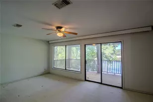 1630 Greenbriar Dr, Huntsville, TX 77340 - Photo 21