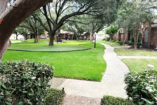 6635 Queensclub Dr, Houston, TX 77069 - Photo 3