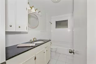 2905 Borden Cir, El Campo, TX 77437 - Photo 13