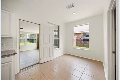 19226 Crescent Pass Drive, Tomball, TX 77375 - Photo 17