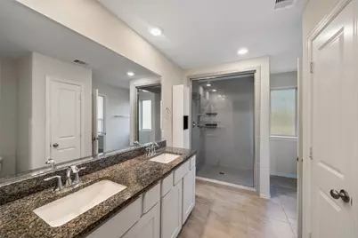 708 Ivory Manor Drive, Houston, TX 77018 - Photo 11