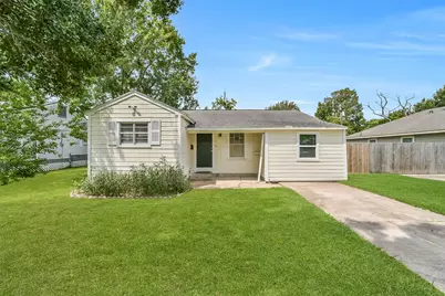 312 S Utah Street, La Porte, TX 77571 - Photo 1