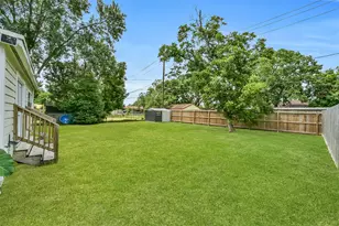 312 S Utah St, La Porte, TX 77571 - Photo 27
