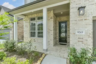 9243 Trimble Lndg Dr, Tomball, TX 77375 - Photo 3