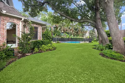 2306 Pinefield Lane, Houston, TX 77063 - Photo 45