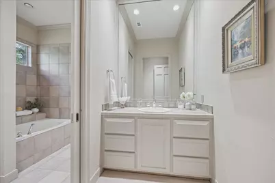 6 Mott Lane, Houston, TX 77024 - Photo 37