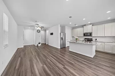 9913 Brickhouse Drive, Houston, TX 77080 - Photo 7