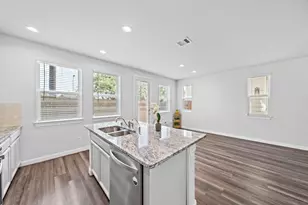 9913 Brickhouse Dr, Houston, TX 77080 - Photo 11