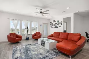 2421 Mar Vis Ln, Texas City, TX 77568 - Photo 11