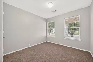 14922 Sugar Sweet Dr, Sugar Land, TX 77498 - Photo 25