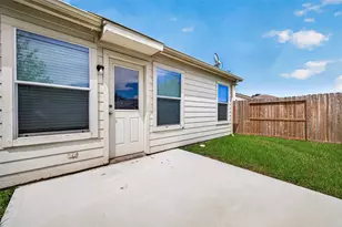 14922 Sugar Sweet Dr, Sugar Land, TX 77498 - Photo 45