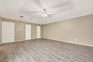 13702 Ella Lee Ln, Houston, TX 77077 - Photo 37