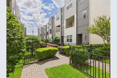 2761 Clinton Drive, Houston, TX 77020 - Photo 37