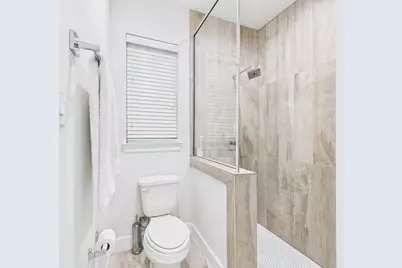 2761 Clinton Drive, Houston, TX 77020 - Photo 31