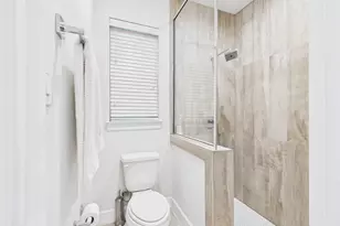 2761 Clinton Dr, Houston, TX 77020 - Photo 31