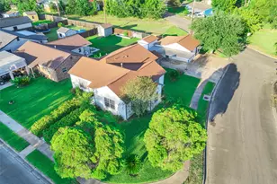 1212 Layton St, Baytown, TX 77520 - Photo 1