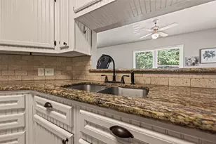 12202 Coachman Ln, Pinehurst, TX 77362 - Photo 11