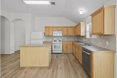 17803 Memorial Falls Drive, Tomball, TX 77375 - Photo 11