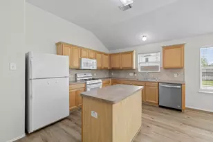 17803 Memorial Falls Dr, Tomball, TX 77375 - Photo 9