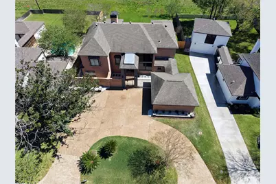 703 Montclair Boulevard, Sugar Land, TX 77478 - Photo 37