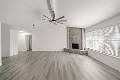 5726 Yorkgate Drive, Spring, TX 77373 - Photo 7