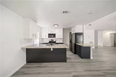5726 Yorkgate Drive, Spring, TX 77373 - Photo 11