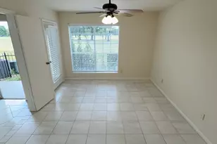 6666 Harbor Town Dr, Houston, TX 77036 - Photo 7