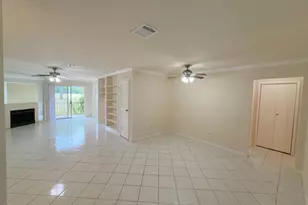 6666 Harbor Town Dr, Houston, TX 77036 - Photo 3