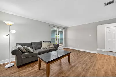 711 Worthshire Street, Houston, TX 77008 - Photo 5