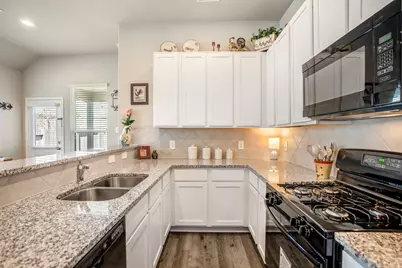 2816 Madison Drive, Conroe, TX 77304 - Photo 9