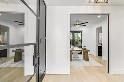 1911 Lauderdale Street, Houston, TX 77030 - Photo 3