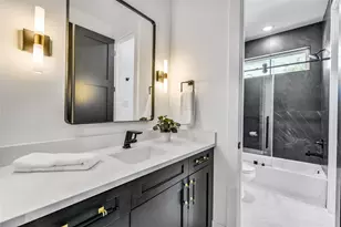 1911 Lauderdale St, Houston, TX 77030 - Photo 7