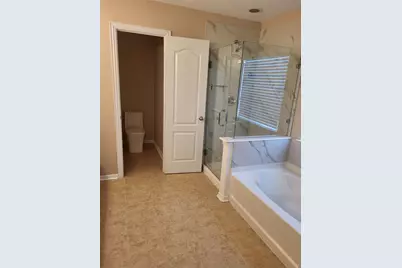 7034 Sun Creek Drive Drive, Hitchcock, TX 77563 - Photo 3